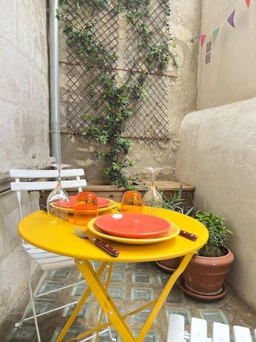 "La Maison Jaune" Arles Centre Terrasse المظهر الخارجي الصورة